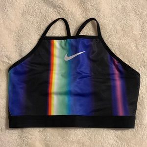 High neck Nike bra